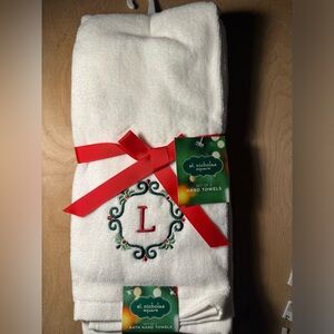 Festive bathroom hand towels